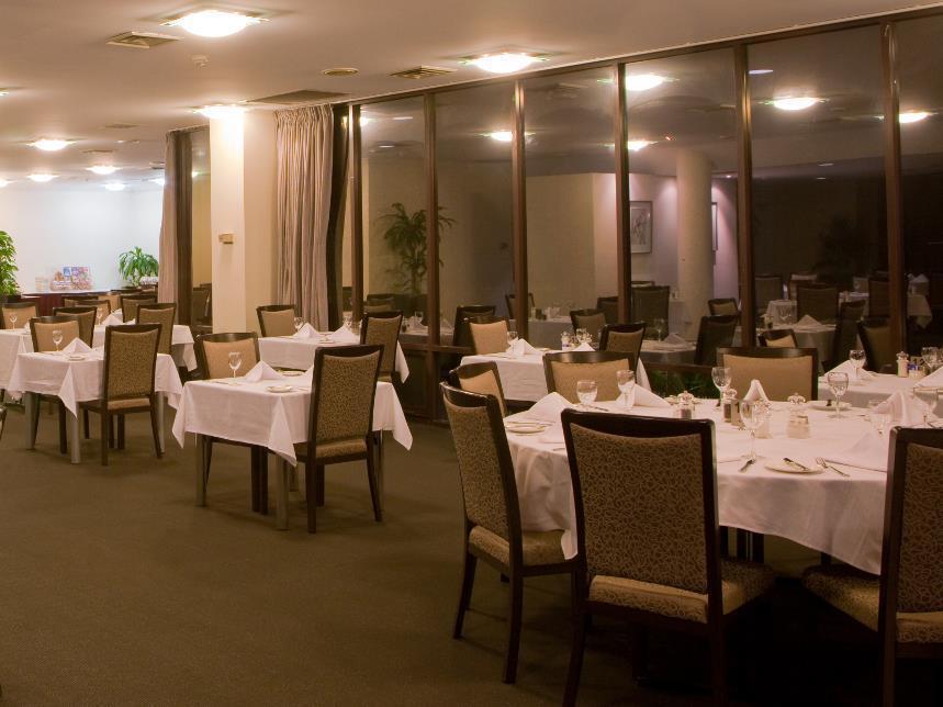 Garden City Hotel, Best Western Signature Collection Canberra Exterior photo