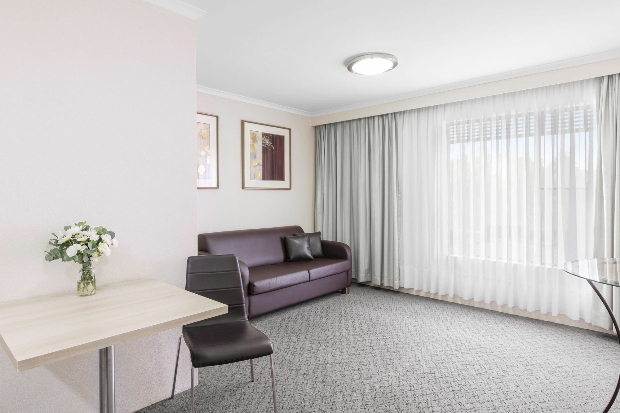 Garden City Hotel, Best Western Signature Collection Canberra Exterior photo